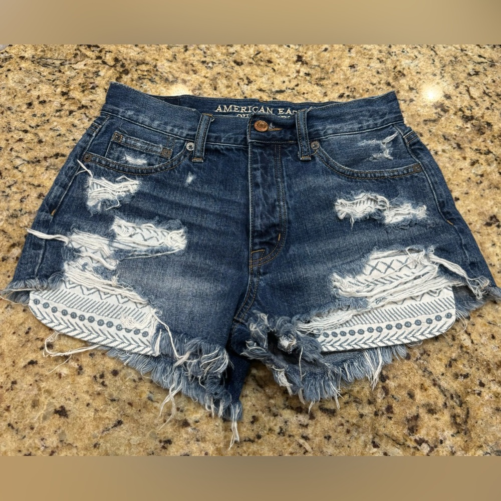 American Eagle High rise shorts